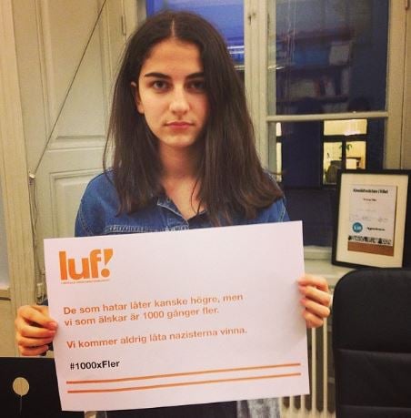 Romina Pourmokhtari as a campaign worker of Liberal Youth Association