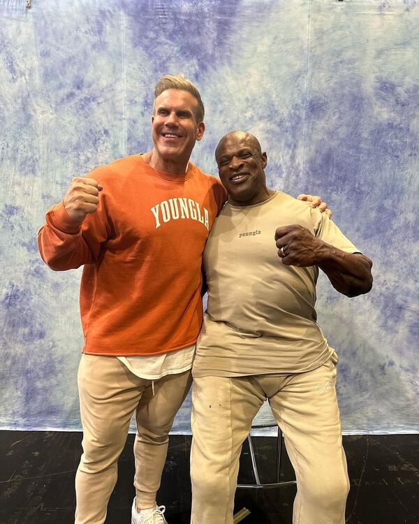 Ronnie Coleman with fellow Mr. Olympia Jay Cutler