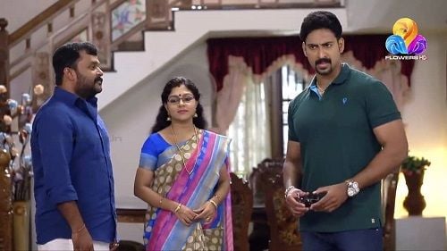 Ronson Vincent as Jatayu in Seetha (2019)