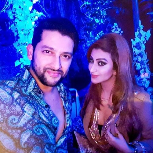 Roshni Kapoor with Aftab Shivdasani