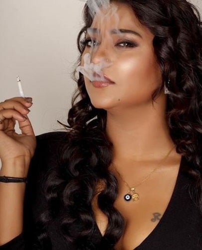 Ruks Khandagale smoking