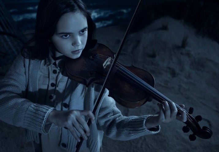 Ryan Kiera Armstrong in a still from the television series American Horror Story Red Tide