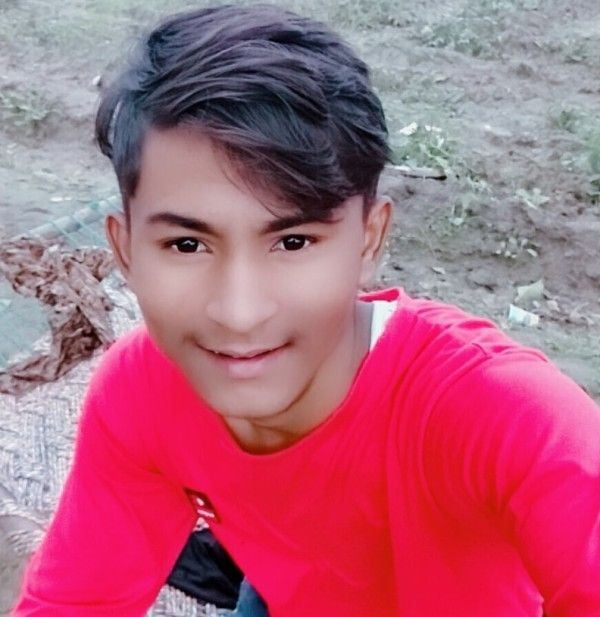 Sachin Meena when he worked at Ration shop in 2020