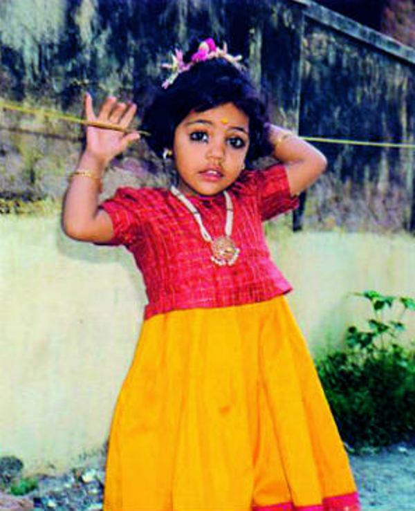 Saindhavi as a kid