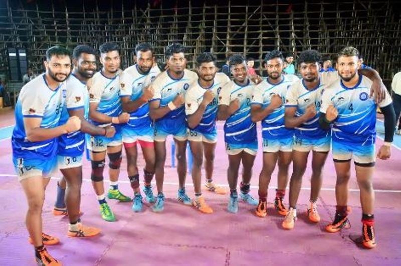 Sajin Chandrasekar (third from right) posing with his team at the 71st Inter Railway Kabaddi Championship