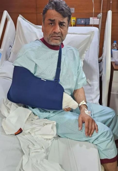 Samir Modi, while taking treatment at a hospital