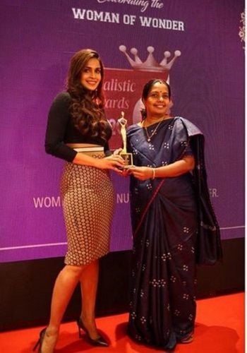 Samyuktha Karthik Receiving an Award