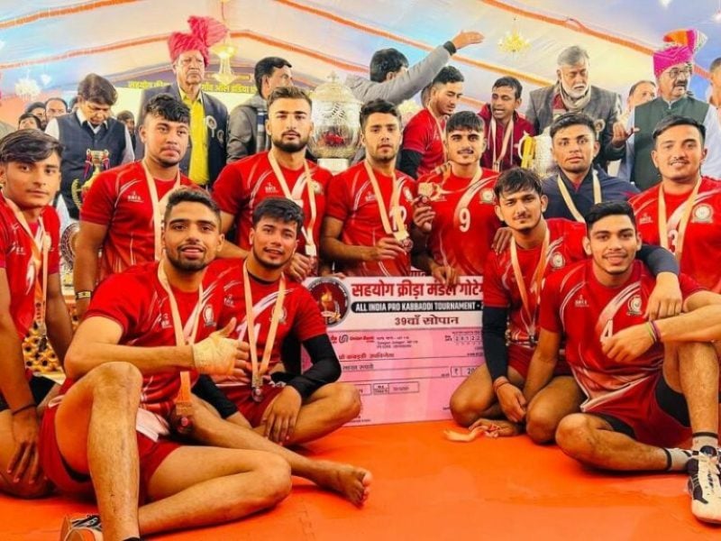 Sanjay Dhull (centre) at the 38th All India Men Kabaddi Championship