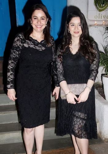 Sara Tendulkar with her mother, Anjali Tendulkar