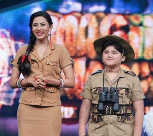 Sargun Mehta as a host in Boogie Woogie