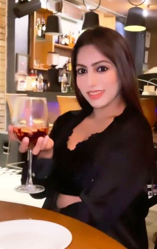 Sarruchii Mittal while having Sangria