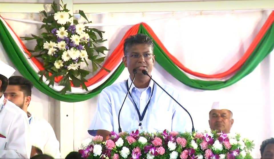 Satish Jarkiholi campaigning during 2021 Lok Sabha by-elections