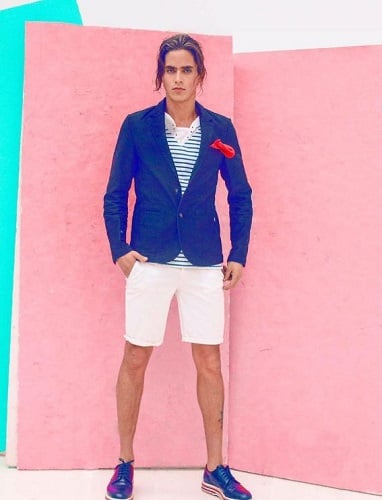 Sebastián Arias in a photoshoot