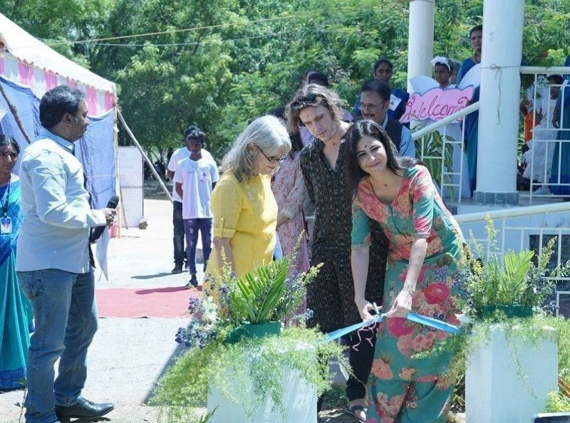 Sebastien Laurent Michel (centre), along with his mother (left) and sister Katrina Kaif (right), at his mother’s school, ‘Mountain View School,’ which was established under the Relief Project India for underprivileged kids in Madurai, Tamil Nadu
