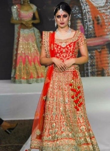 Shafina Shah walking the ramp in a fashion show