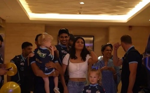 Shahneel Gill with Shubman Gill before one of his cricket matches