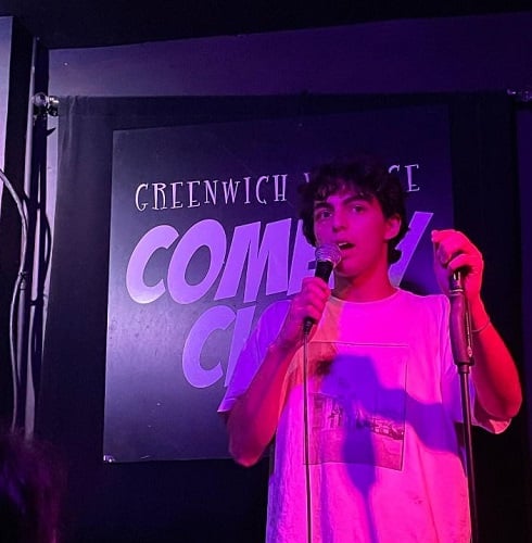 Shai Fruchter in a comedy show