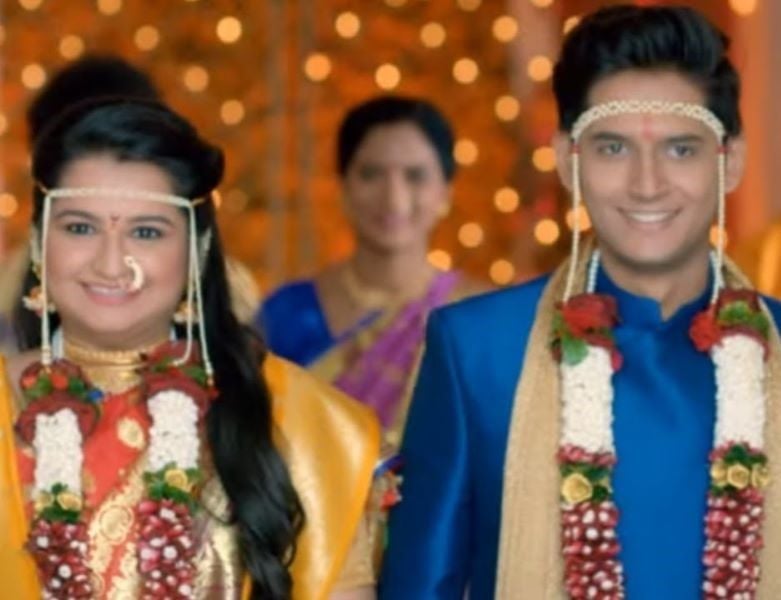 Shalva Kinjawadekar in a still from Yeu Kashi Tashi Me Nandayla