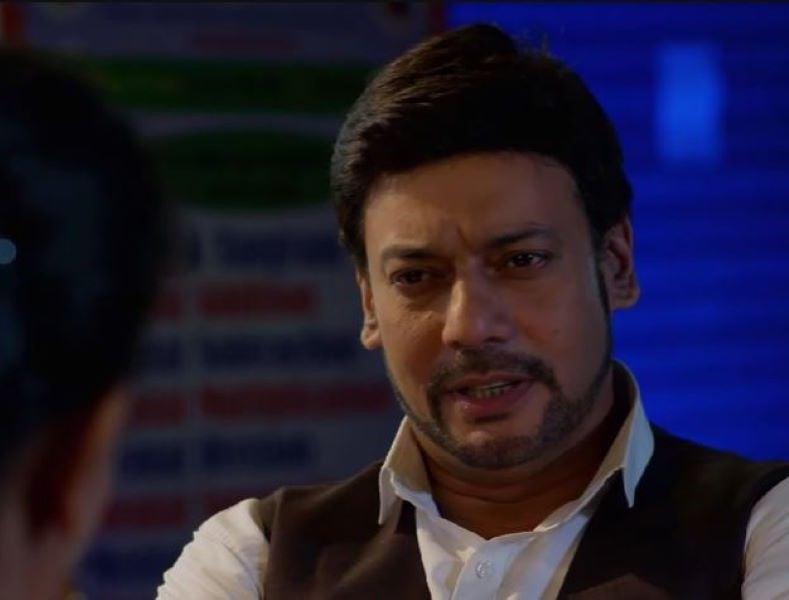 Shantanu S. Moghe in a still from Chotya Bayochi Mothi Swapna