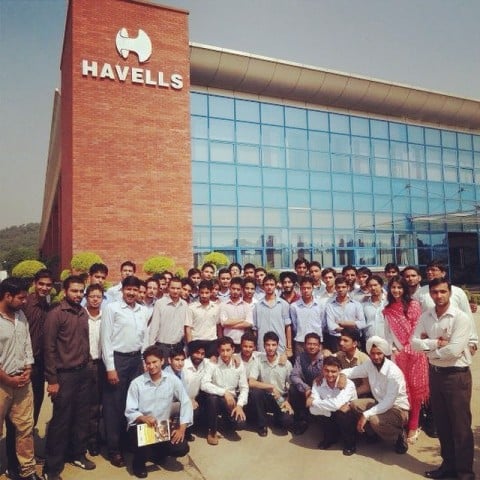 Sheetal Thakur while working as an engineer