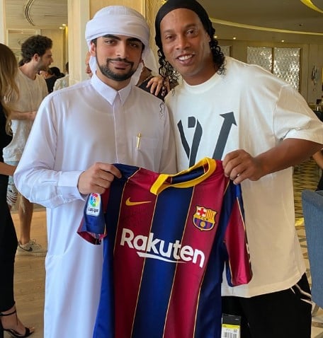 Sheikh Mana posing with former Brazilian footballer Ronaldinho Gaúchoin