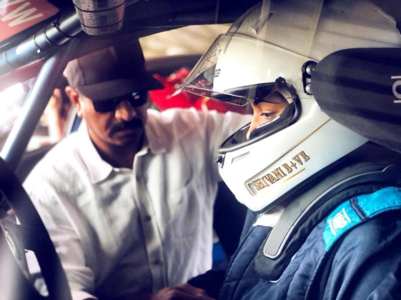 Shivani Pruthvi being given tips by her father and mentor, BS Pruthvi