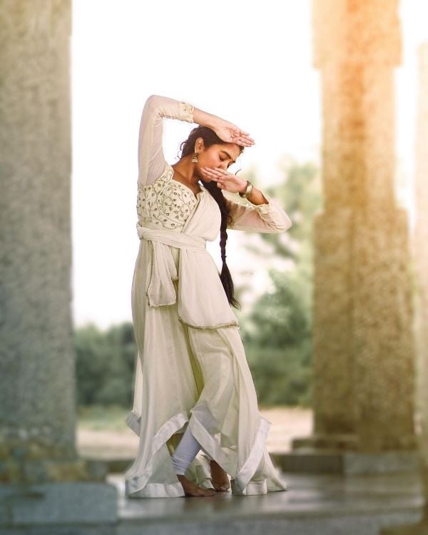 Shivathmika Rajashekar in the music video 