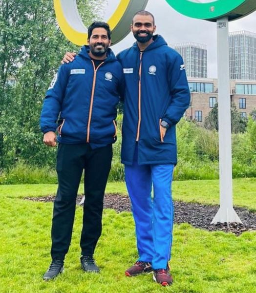 Shivendra Singh (left) with Parattu Raveendram Sreejesh