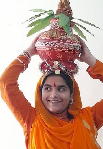 Shivranjani Tiwari during her padyatra