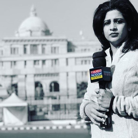 Shweta Bhattacharya reporting news for Times Now Navbharat