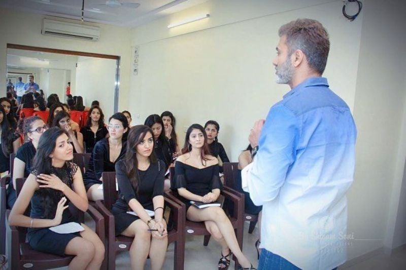 Siddhaanth Surryavanshi Giving A Training Session.