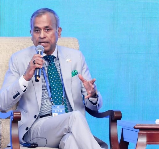 Siddharth Chatterjee while delivering a lecture at a public speaking platform
