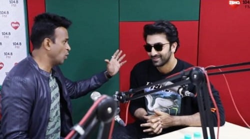 Siddharth Kannan in one of his radio shows