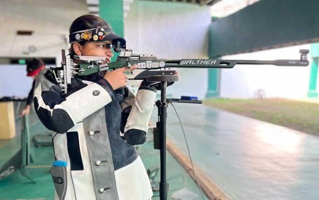 Sift Kaur Samra while practicing shooting