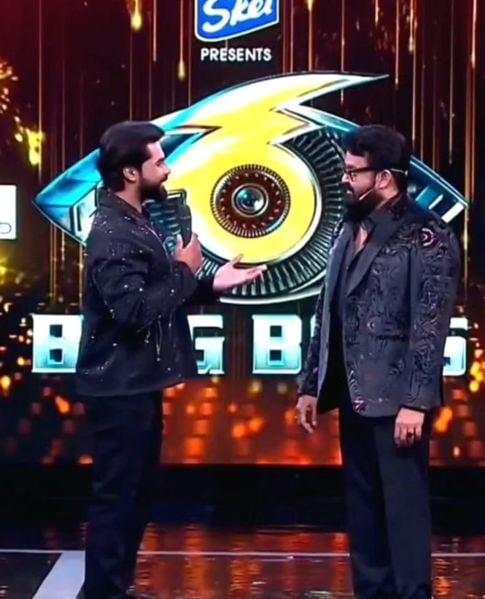 Sijo John at the stage of Bigg Boss Season 6