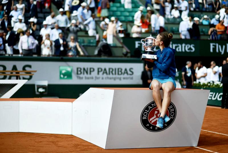 Simona Halep With Her French Open Trophy