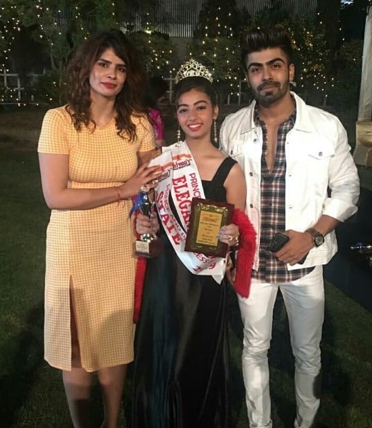 Simran Behl after winning the Prince &amp; Princess World beauty pageant (2019)