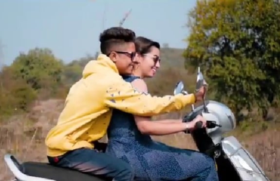 Simran Behl in a still from the music video of the song Taqdeer (2020)