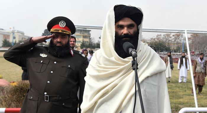 Sirajuddin Haqqani addresses new police recruits in a speech in Kabul on 5 March 2022