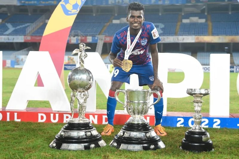 Sivasakthi Narayanan posing with the Durand Cup trophy