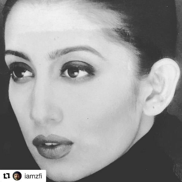 Smriti Irani In Her Modelling Days