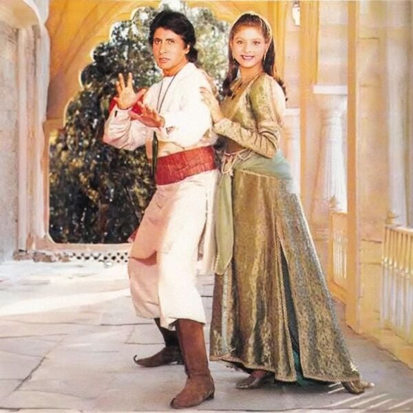 Sonam with Amitabh Bachchan on the set of Ajooba