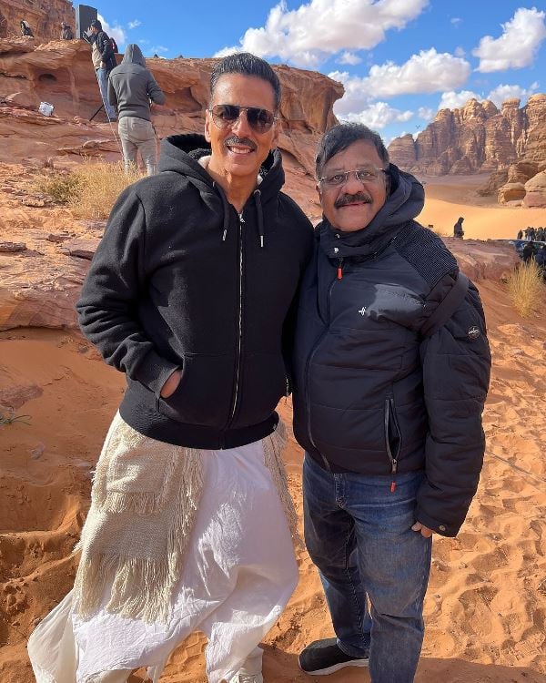 Sreedhar Pillai with Akshay Kumar