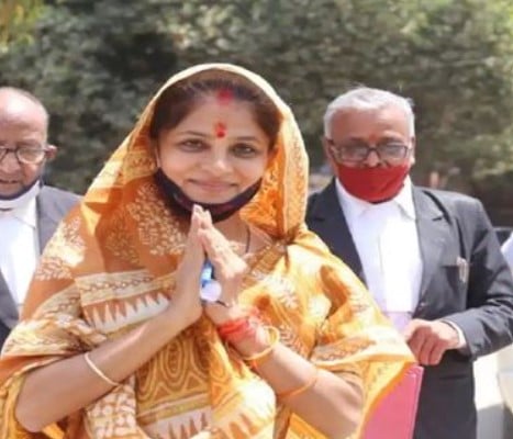 Srikala Reddy during a political rally