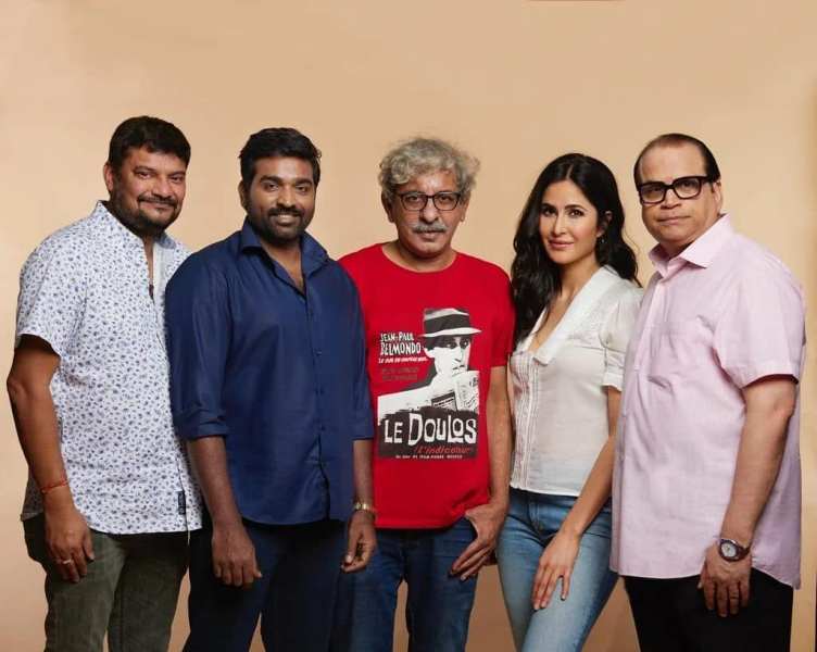 Sriram Raghavan with the cast of Merry Christmas (2024) film