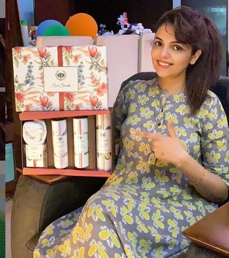 Sugandha Mishra endorsing Seer Secrets products