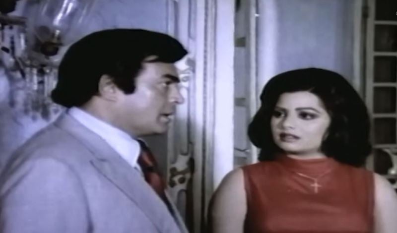 Sulakshana Pandit (as Diana) and Sanjeev Kumar (as Dr. Wilson/Blackstone) in a still from the film 