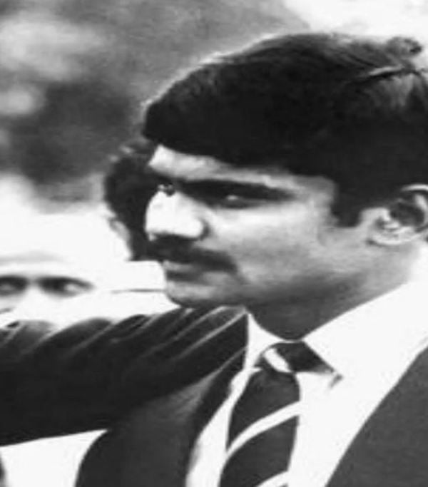 Sunil Valson old photo