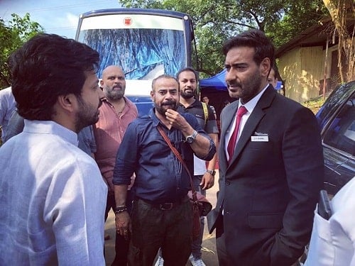 Suresh Shyamlal Gupta with Ajay Devgn