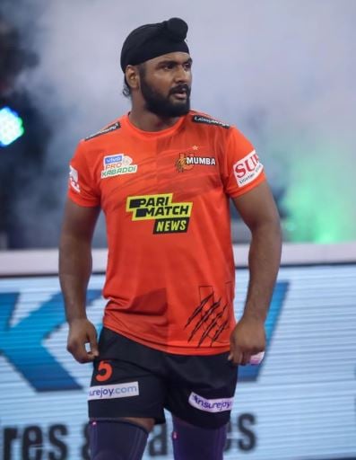 Surinder Singh playing for U Mumba